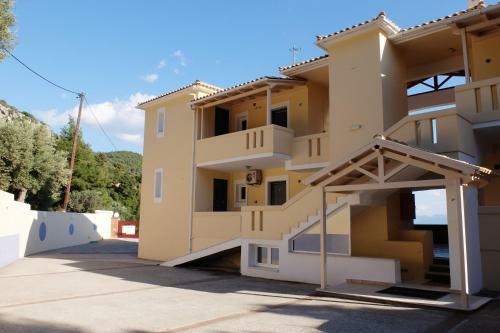 Hostal Agrabeli Apartments