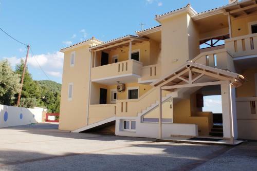 Hostal Agrabeli Apartments