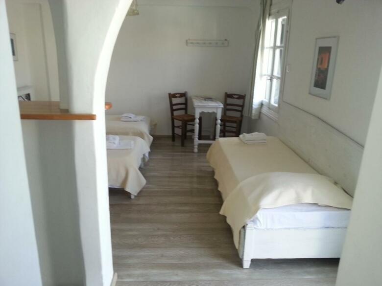 Rania Apartments Studios & Suites
