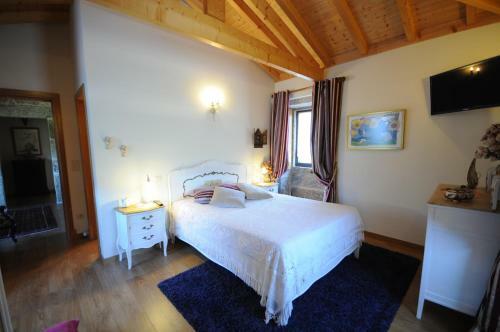 Gondufe Villa Sleeps 12 With Pool And Wifi