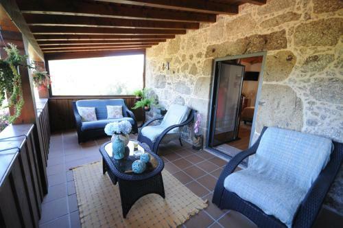 Gondufe Villa Sleeps 12 With Pool And Wifi