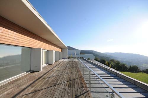 Gateira Villa Sleeps 8 With Pool And Wifi