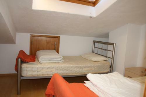At22 4 Bed Town House Vale de Parra