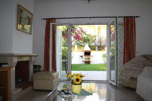 At22 4 Bed Town House Vale de Parra
