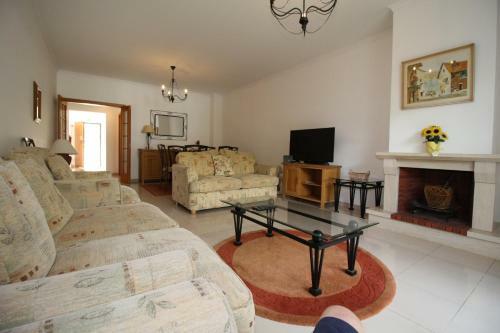 At22 4 Bed Town House Vale de Parra