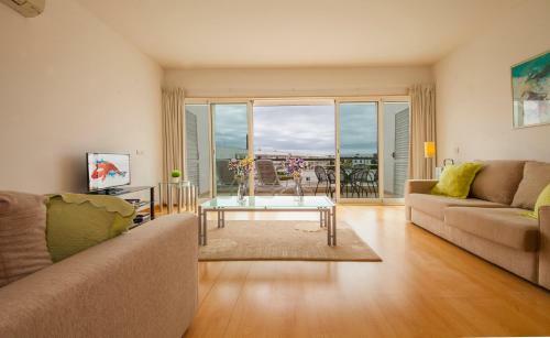 B40 - Marina View Apartment