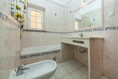 G - Lagos Inn Guesthouse