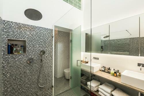 Lagoa Villa Sleeps 6 With Pool And Air Con