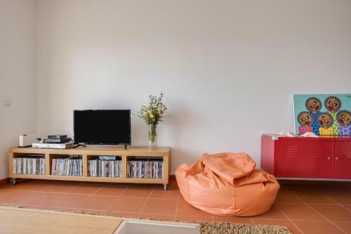 Meia Praia Beach Apartment