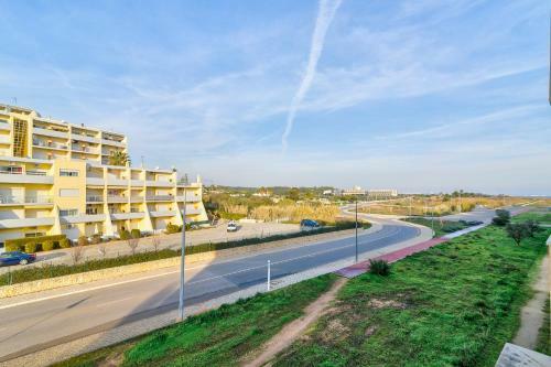 Sea La Vie Beach & Golf Apartment