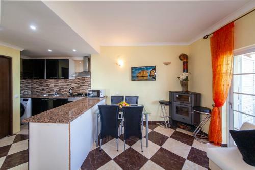 Apartamento B47 - Walkway Beachview Place