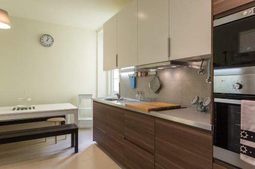 Hostal Lxroller Premium Guesthouse