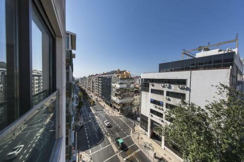 Lovelystay - Modern Apartment In Anjos