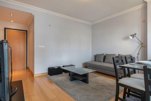 Lovelystay - Modern Apartment In Anjos