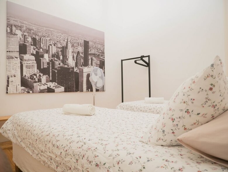 Hostal No Limit Alfama Guesthouse