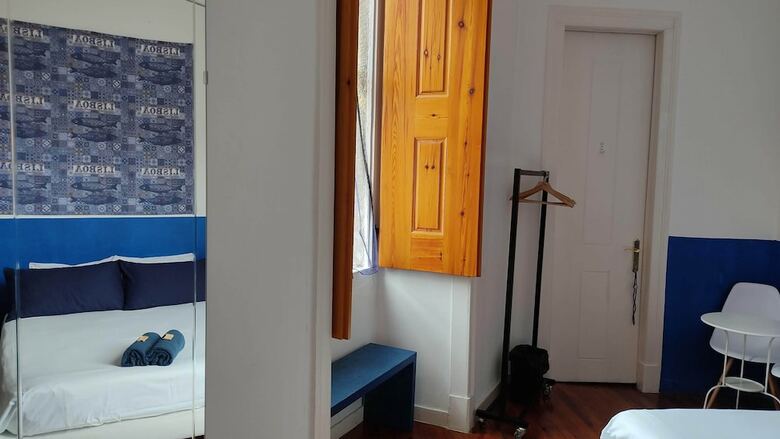 Hostal No Limit Alfama Guesthouse