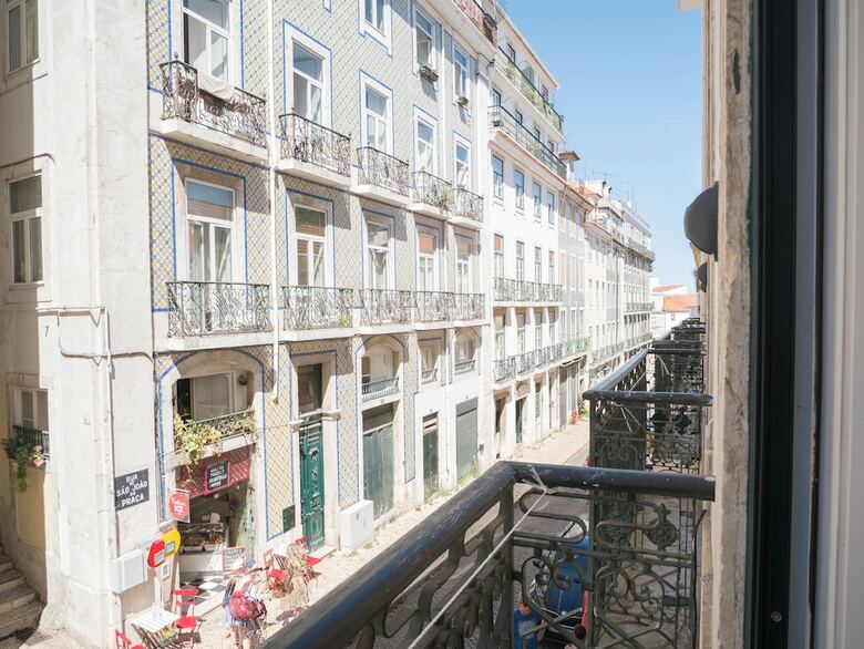 Hostal No Limit Alfama Guesthouse
