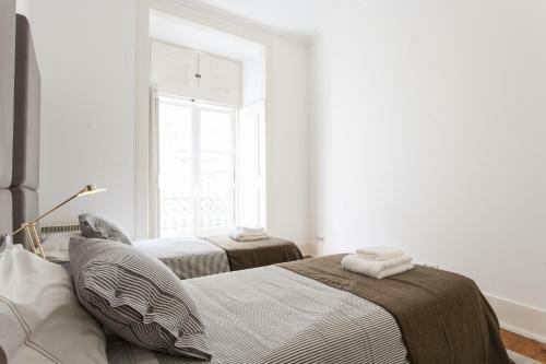 Apartamento Altido Elegant 3br Apt With Workspace In Chiado