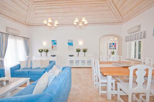 Olhos de Agua Villa Sleeps 6 With Pool And Air Con