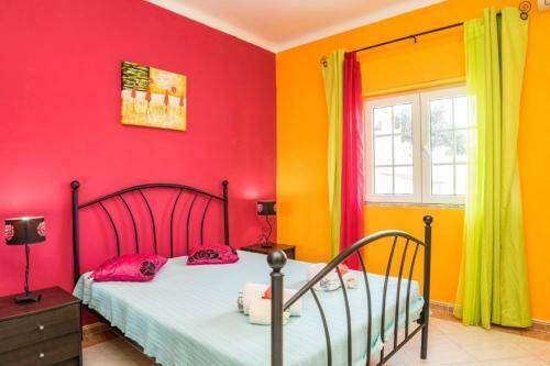 Apartamento T2 Anast�cio Com Vista Piscina