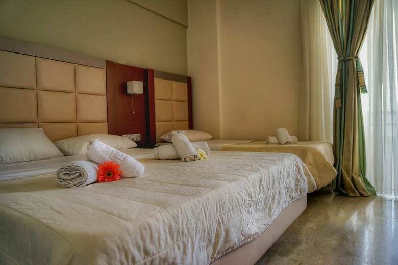Kokoni Beach Hotel