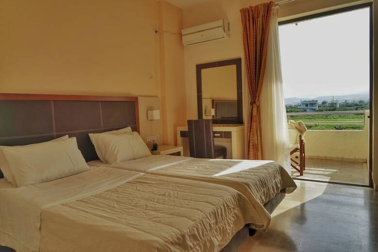 Kokoni Beach Hotel