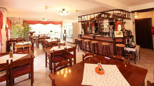 Hotel Fourkos