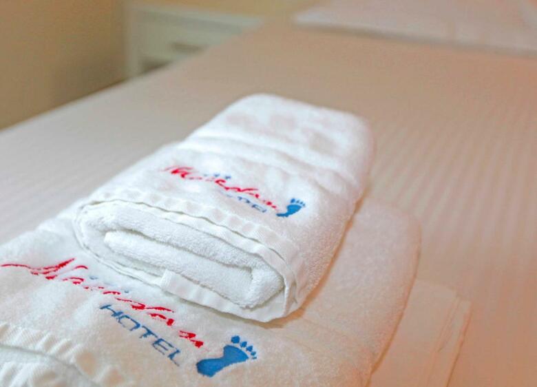 Hotel Macedon