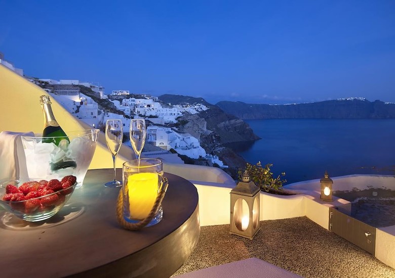 Blue Canaves Villa