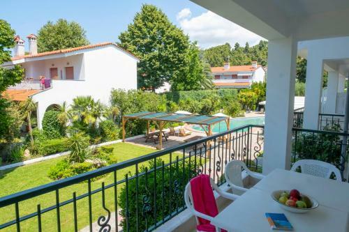 Aparthotel Aristides Hotel