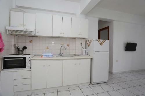 Iris Apartments