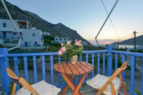 Hostal Meltemi
