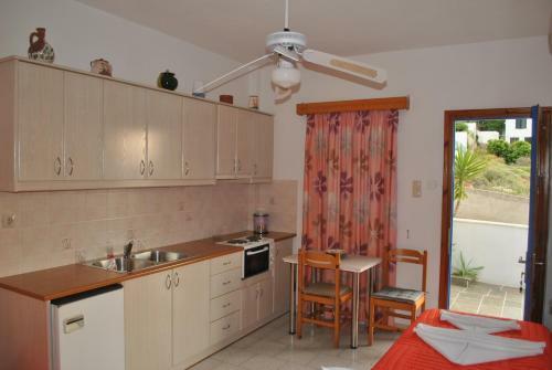 Hostal Meltemi
