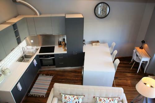 Apartamento T1 (Casa Teresinha Rral 2896)
