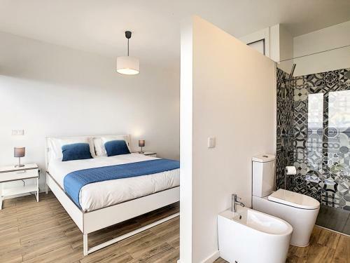 Ponta Do Sol Villa Sleeps 7