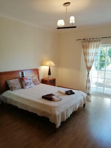 Great Quiet Villa In Portim�o With Pool