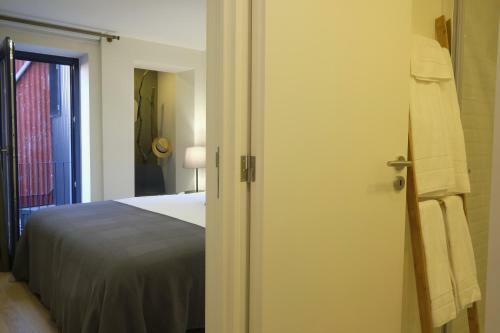 Oporto Wall Apartments