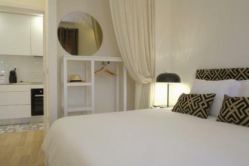 Oporto Wall Apartments