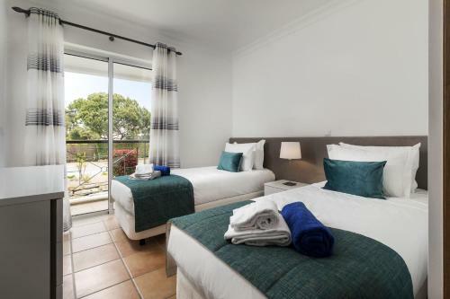 Lovely 2 Bedroom Apartment In Vila Sol Golf Resort