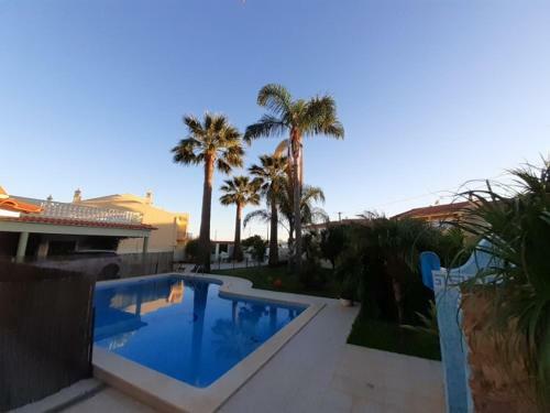 Amazing Villa Messines With Pool