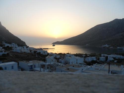 Hostal Froudi Rooms