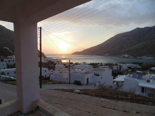 Hostal Froudi Rooms