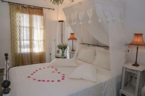 Nymfes Hotel