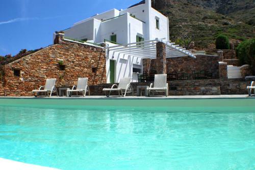 Hostal Xerolithia