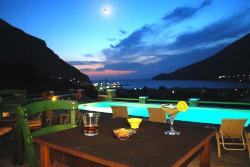 Hostal Xerolithia
