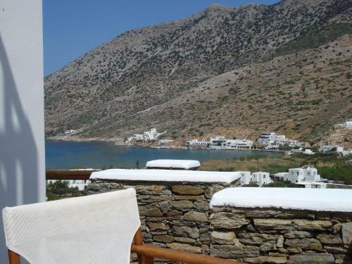 Hostal Efharis