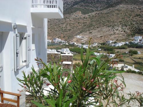 Hostal Efharis