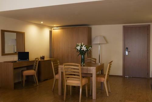 Valis Resort Hotel