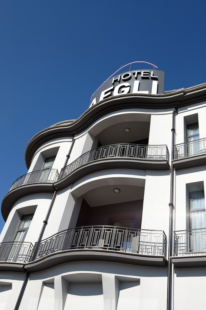 Aegli Hotel