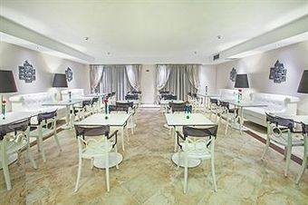 Hotel Core Resorts